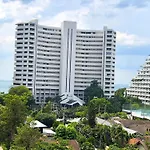 Sea-View Studio With Large Balcony - View Talay 5D