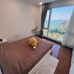 The Palm Wongamat 2Br Beachfront Apartment 15Th Floor Sea View