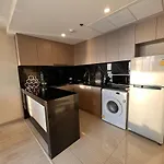 Luxury 2br Sea View Unit I 35th Floor Rare Unit *