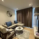 Luxury 2 Bed Sea View - Excellent Location * Pattaya