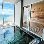 High End Large Sea View อพาร์ทเม้น