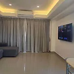 Big 1 Bedroom Close To 