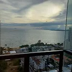 Luxury Sea View 1br Rooftop Infinity Pool & Gym * Pattaya