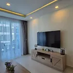 Grand Avenue D512 Apartment *