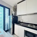 Apartment The Base Pattaya