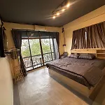 Hostel Friends Station & Cafe Pattaya