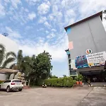 Oyo 75367 Ud Pattaya Hotel