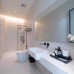 Happyhouse