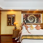 Avalon Resort 5*