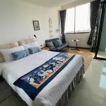 Furnished Studio Near The Beach