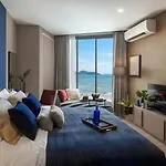 Edge Sea View *