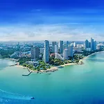 อพาร์ทเม้น The Palm Wongamat X Monthstayz Thailand *