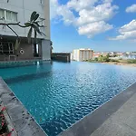 Nl-市区高层海景公寓-门口有双条车-室内设施齐全-近 Terminal 21-免费游池和健身-lumpini *