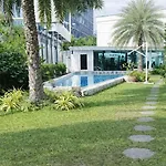 Olympus City Garden