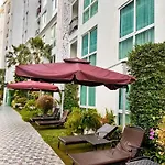 芭提雅市中心奥林巴斯水系公寓两卧两卫 Pattaya