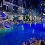 อพาร์ทเม้น Luxury Pool Centara Avenue Pattaya