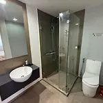 Sea View High Floor 2 Bedroom Near Walking Street อพาร์ทเม้น Pattaya