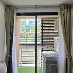 The Pride Avenue Soi Buakao อพาร์ทเม้น