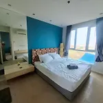 Grande Caribbean Condo