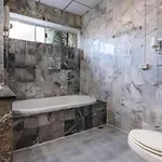โรงแรม Oyo 438 24