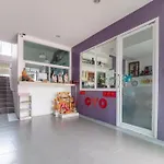 V Place Apartment