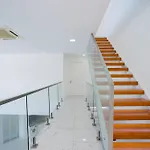 Wonderland Sapphire 8 Bedroom Luxury วันหยุดที่บ้าน
