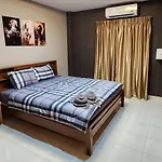 Homestay Marin House Pattaya