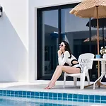 Mona Lisa Pool Villa
