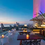 โรงแรมฮอลิเดย์อินน์ พัทยา