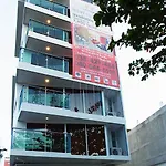 La Casa Hotel