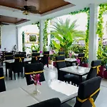 Swiss Paradise Boutique 3*