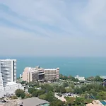 The Cliff Aparthotel