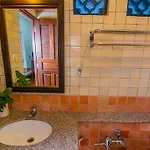 Hotel Sutus Court 2