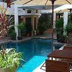 ชาโตว์เดลบูทีคเรสซิเดนท์ Pattaya