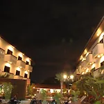 Resort Bonkai 3*
