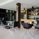 Hotel Place Serviced