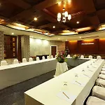 Golden Cliff House Resort 3*