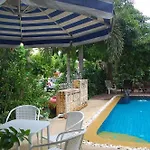 Sirikarn & Luxury Hotel Pattaya