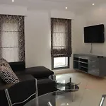 Sirikarn & Luxury Hotel