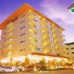 Lk Pavilion Executive Serviced Inn 2*