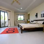 Mabprachan Lake Villa