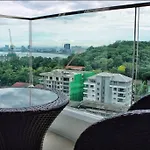 The Cliff Residence By Dear Apapat