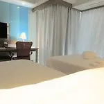Oyo 143 Dday Resotel Hotel Pattaya