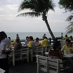 Golden Cliff House 3* Pattaya