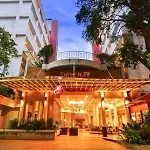 Eastiny Place Hotel 3*