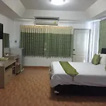 Nichanan Apartment