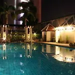 Lantana Pattaya Hotel & Resort