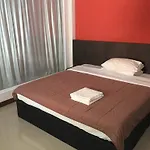 Guest house Shanghai Monna Bar 4*