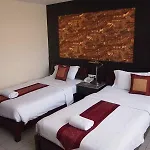 Jomtien Holiday 3*