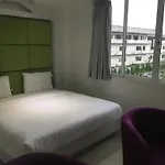 Titanic Residence-7 Minute Walk To The 4* Pattaya
